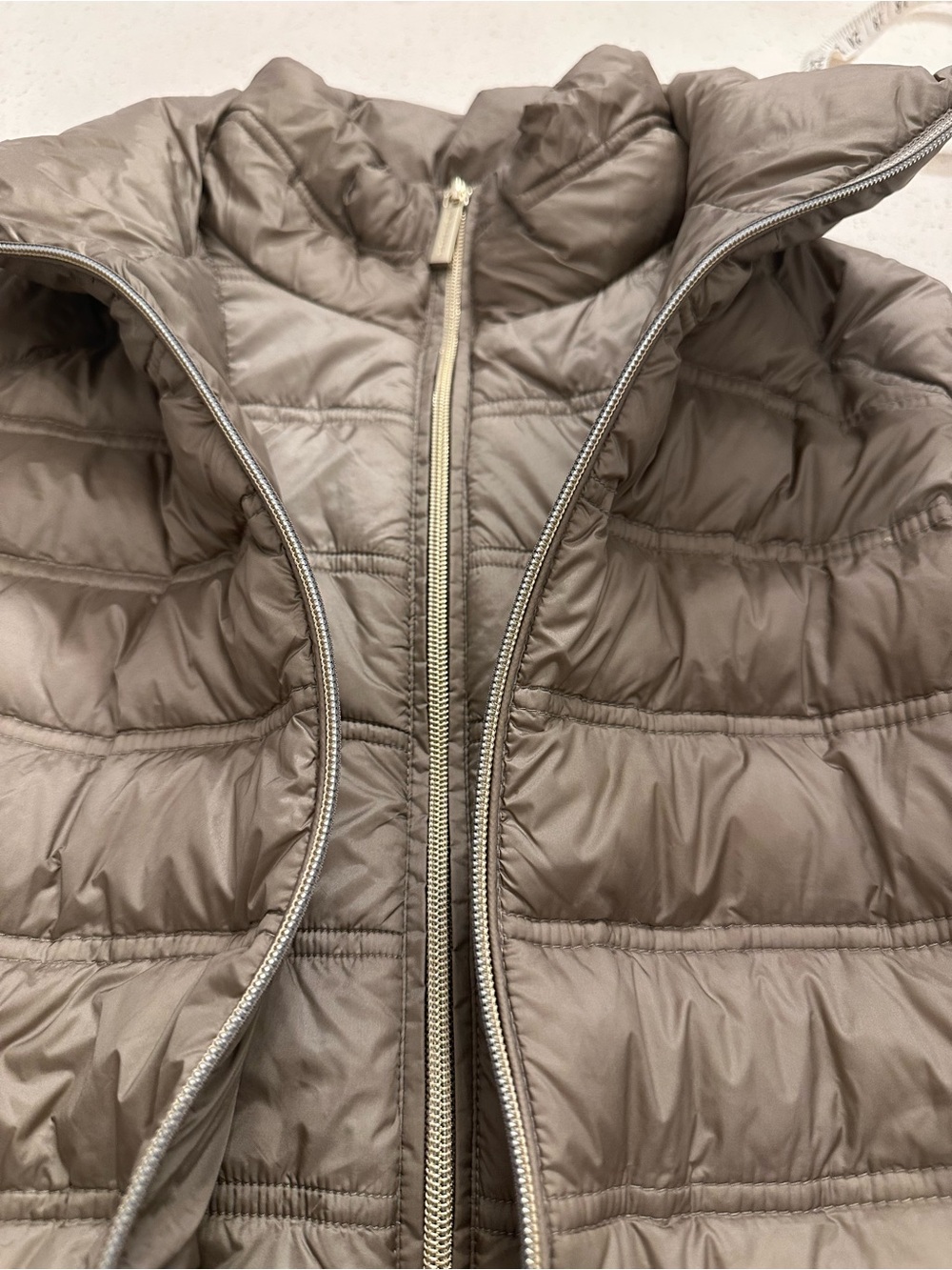Michael Kors Taupe Quilted Lightweight Puffer Jacket - Picture 9 of 9